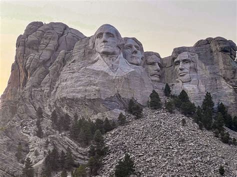 Mount Rushmore and Yellowstone Blog Archives